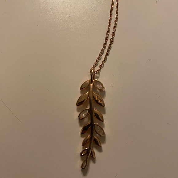 Swarovski Mayfly Pendant 2018 Spring Collection (Discontinued) (Like New) - Picture 5 of 5